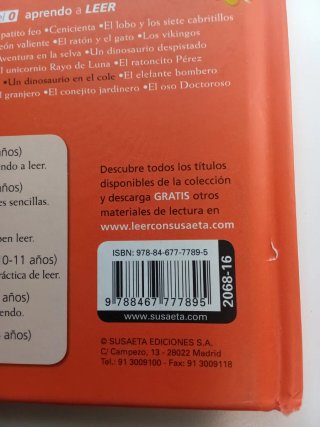 Un dinosaurio en el cole