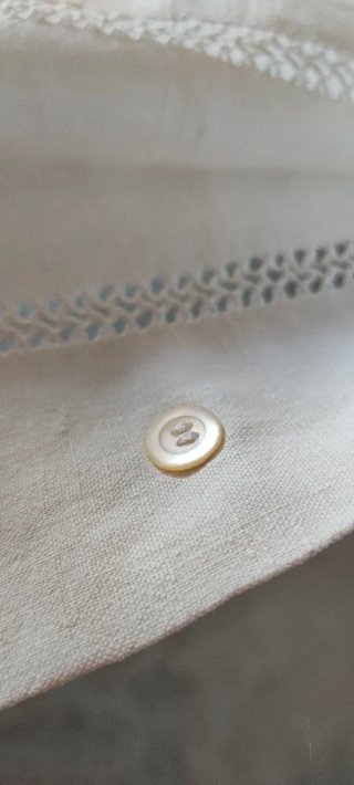 Coppia federe misto lino con sigle e bottoni