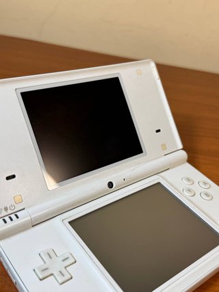 Console Nintendo DSI Bianca con Caricatore e Gioco