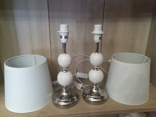 Juego de lampara con sus tulipas