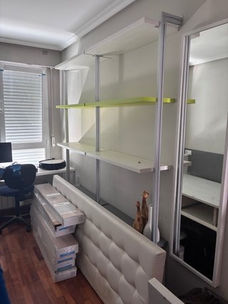Estanterías metálicas y de madera 2,20m de altura