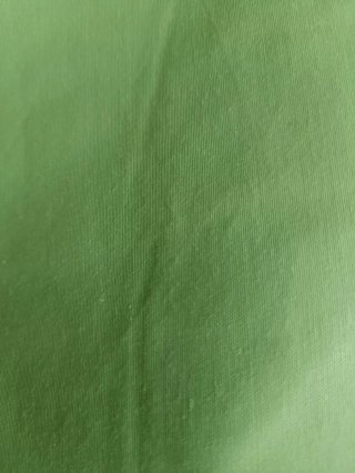 Cortina verde.