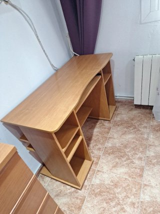 Mesa de estudio/trabajo madera clara