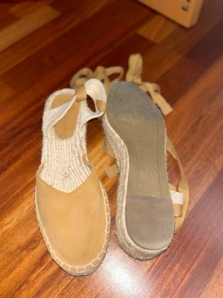 Alpargatas planas Stradivarius
