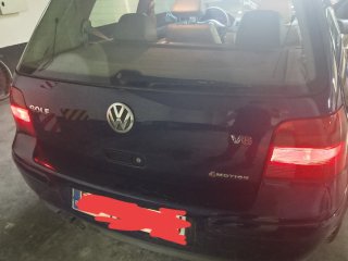Volkswagen Golf 2.8 Q. V6 2P, año matricula 2000