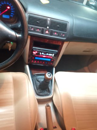 Volkswagen Golf 2.8 Q. V6 2P, año matricula 2000