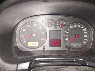 Volkswagen Golf 2.8 Q. V6 2P, año matricula 2000