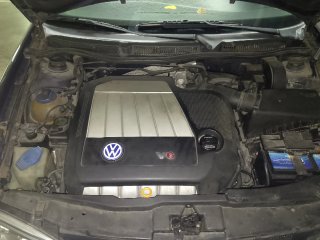 Volkswagen Golf 2.8 Q. V6 2P, año matricula 2000