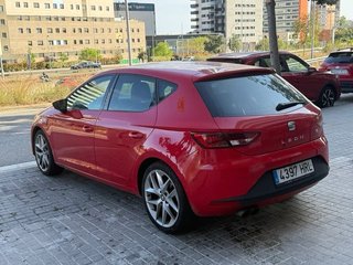 SEAT Leon FR pegatina C de la DGT