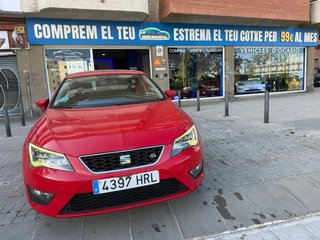 SEAT Leon FR pegatina C de la DGT