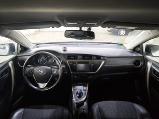 Toyota Auris Hybrid Advance Touring Sports