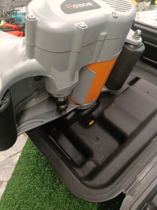 Scalpello muro 1100W con valigetta