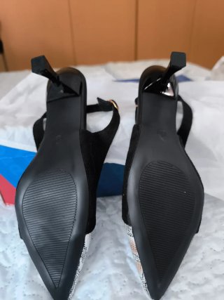 Zapatos de tacón slingback estampado serpiente
