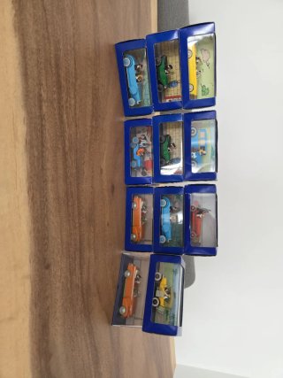 Colección Tintín Coches Precio por unidad.