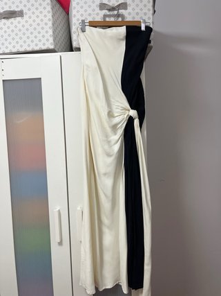Vestido blanco y negro Rocio Osorno Zara