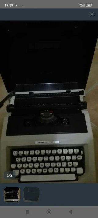 Máquina de escribir antigua