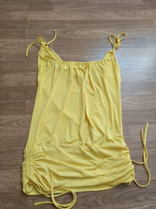 Blusa de tirantes con fruncido