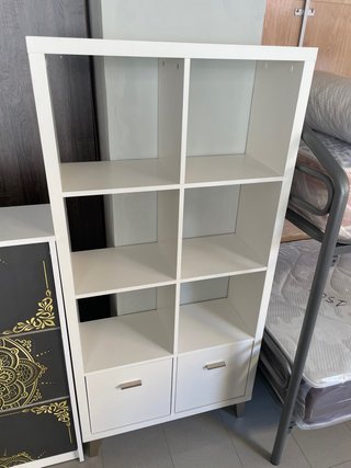 Estantería blanca modular