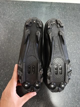 Zapatillas Ciclismo GES Talla 40.