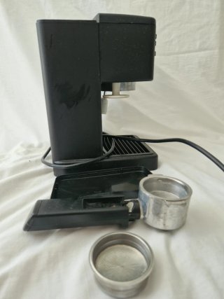 Cafetera DeLonghi Caffè Veneto Negra