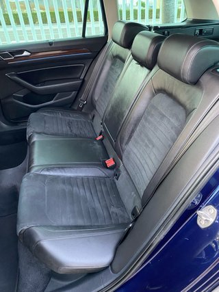 Volkswagen Passat Variant R-Line