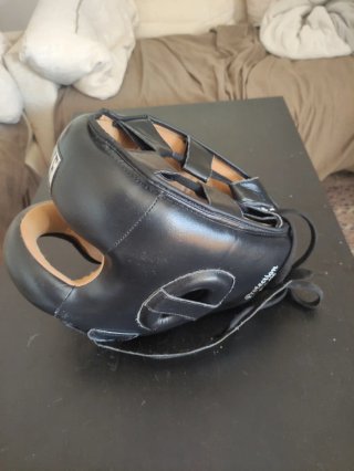 Casco de Boxeo Leone con Barra