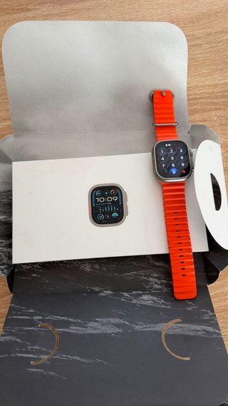 Apple Watch Ultra 2 Cassa Titanio perfetto