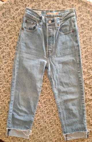 Levi's Premium Ribcage Straight Ankle Talla 23