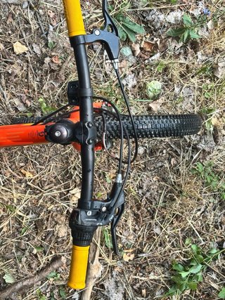 Bicicleta Scott 20 con cambio Shimano