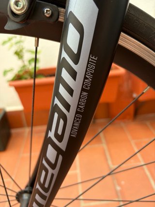 Bicicleta carretera Megamo R10