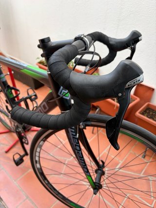 Bicicleta carretera Megamo R10