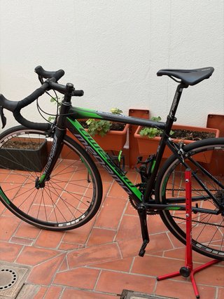 Bicicleta carretera Megamo R10