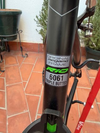 Bicicleta carretera Megamo R10