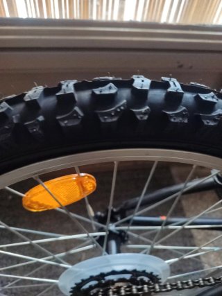 Bicicleta Avigo Killer 20 Negra/Naranja