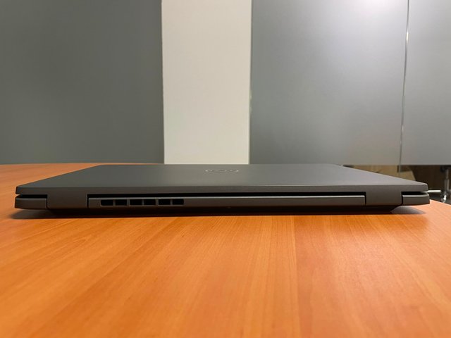 Dell Latitude 3540 15" i5/16GB/512m.2 NUEVO