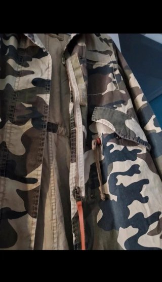 Parka de #Bershka puesta una vez