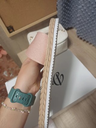 Chanclas mujer beige y rosa