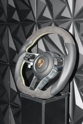 Volante Deportivo Porsche Custom en Alcántara