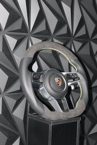 Volante Deportivo Porsche Custom en Alcántara