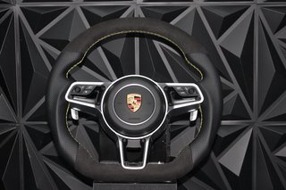 Volante Deportivo Porsche Custom en Alcántara