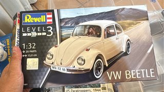 Maqueta Revell VW Beetle 1:32