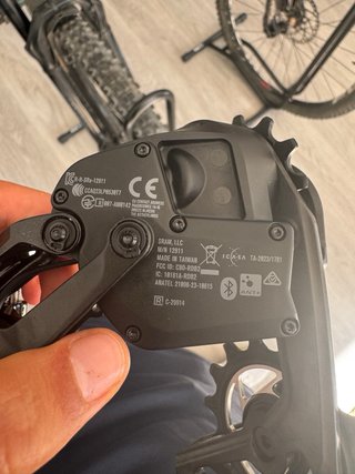 Cambio y desviador SRAM FORCE eTap AXS