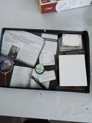 Hasbro Gaming Cluedo - Juego de Mesa para 2 a 6 Ju