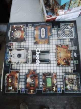 Hasbro Gaming Cluedo - Juego de Mesa para 2 a 6 Ju