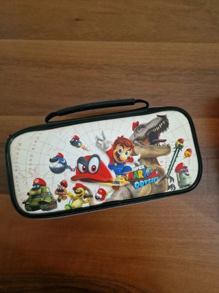 Nintendo switch pari nuovo *bundle*