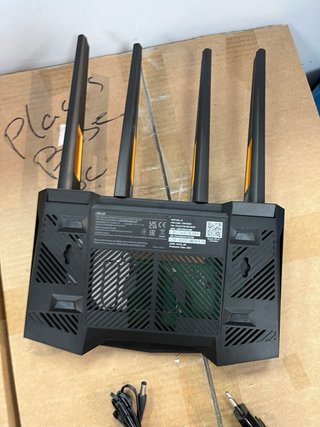 ASUS TUF Gaming AX3000 V2 - Router #4722VM