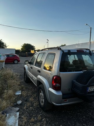Jeep Cherokee 2001 roto