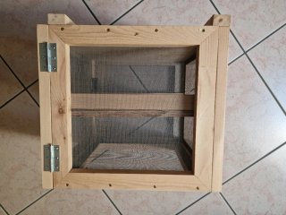 Porta formaggio in legno e metallo