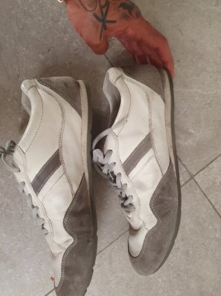 Zapatillas Prada Blancas y Grises