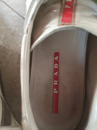 Zapatillas Prada Blancas y Grises